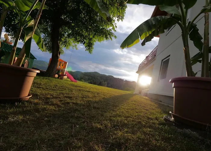 Grosse Mit Seeblick Nahe Woerthersee Ideal Fuer Familien & Gruppen Apartament *