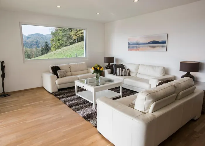 Grosse Mit Seeblick Nahe Woerthersee Ideal Fuer Familien & Gruppen